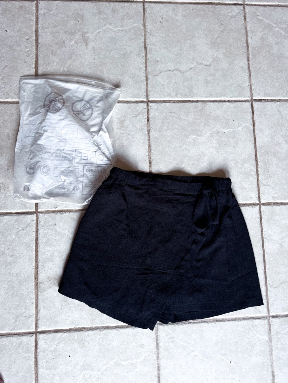 Temu • Skort